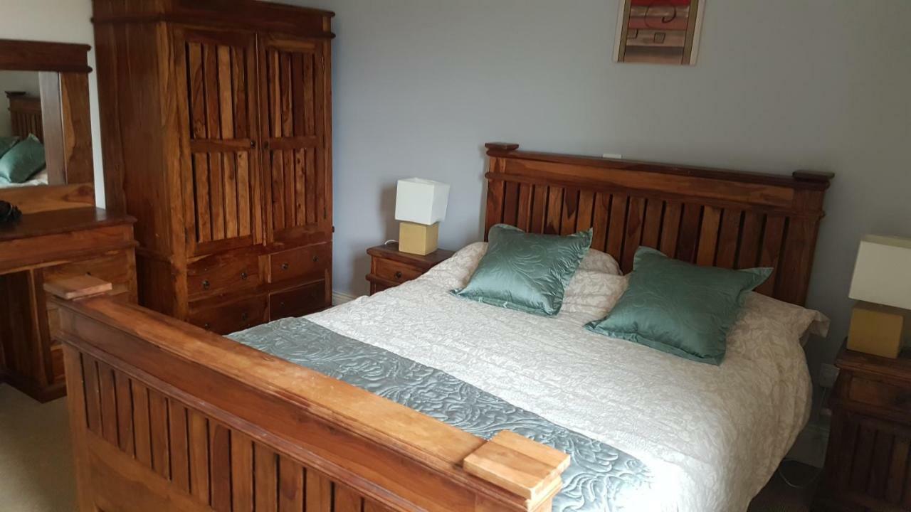 7 Doolin Court Villa Luaran gambar